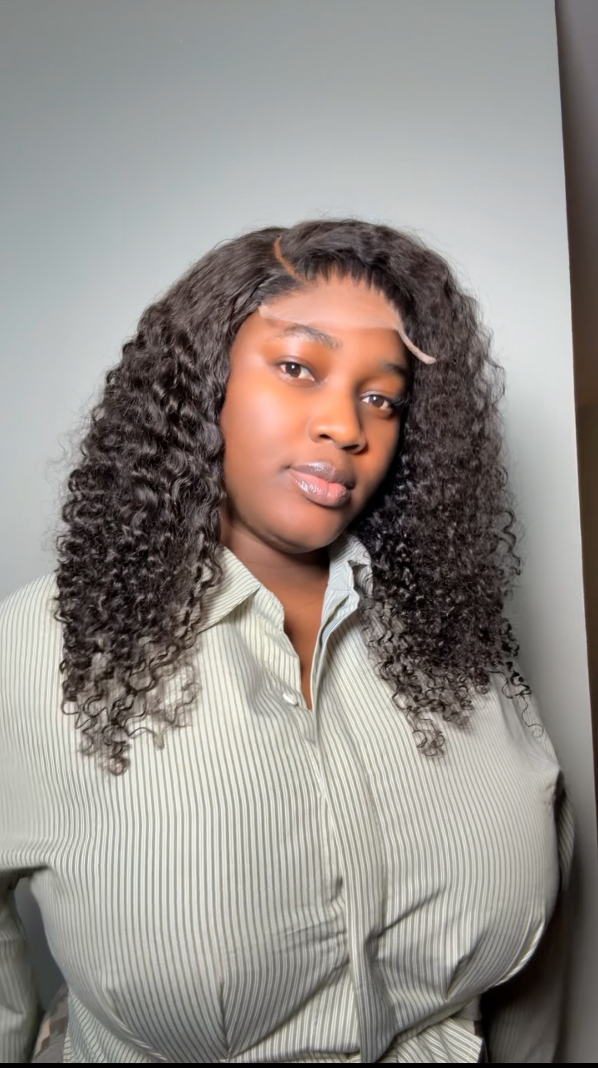 18in curly wig